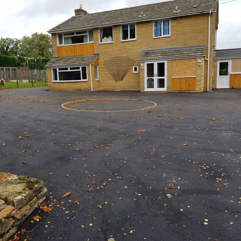 Large tarmac driveway in Little Tew